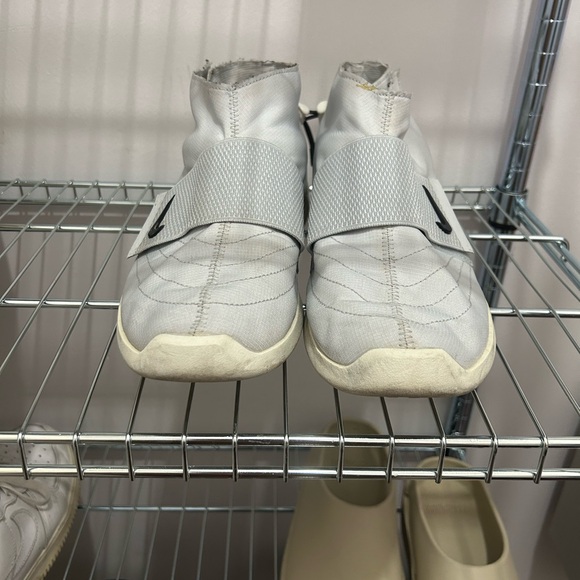 Nike air fear of god moccasin pure platinum - Picture 6 of 6